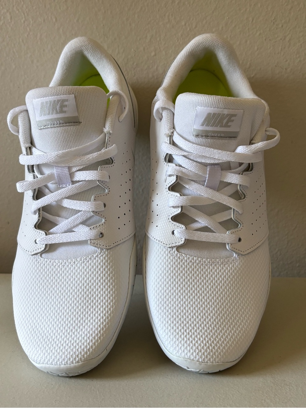 Nike White Women's Athletic Cheer Shoes. - Picture 8 of 8